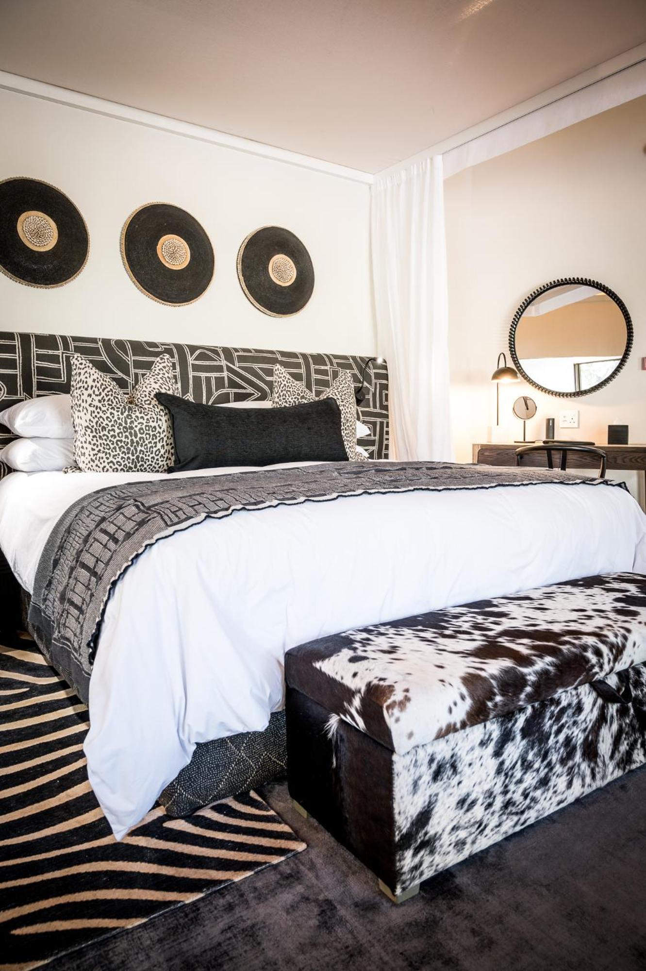 Serondella Safari Lodge Thornybush Game Reserve Room photo