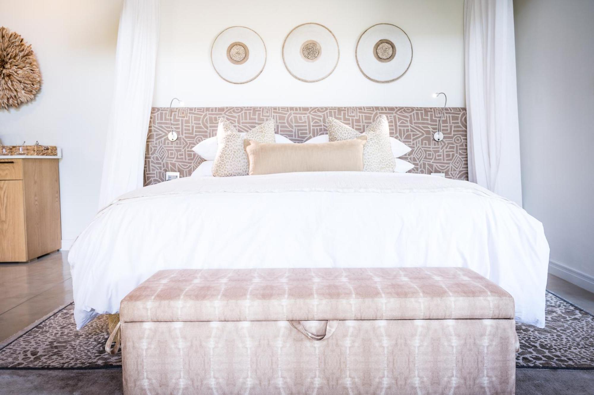 Serondella Safari Lodge Thornybush Game Reserve Room photo