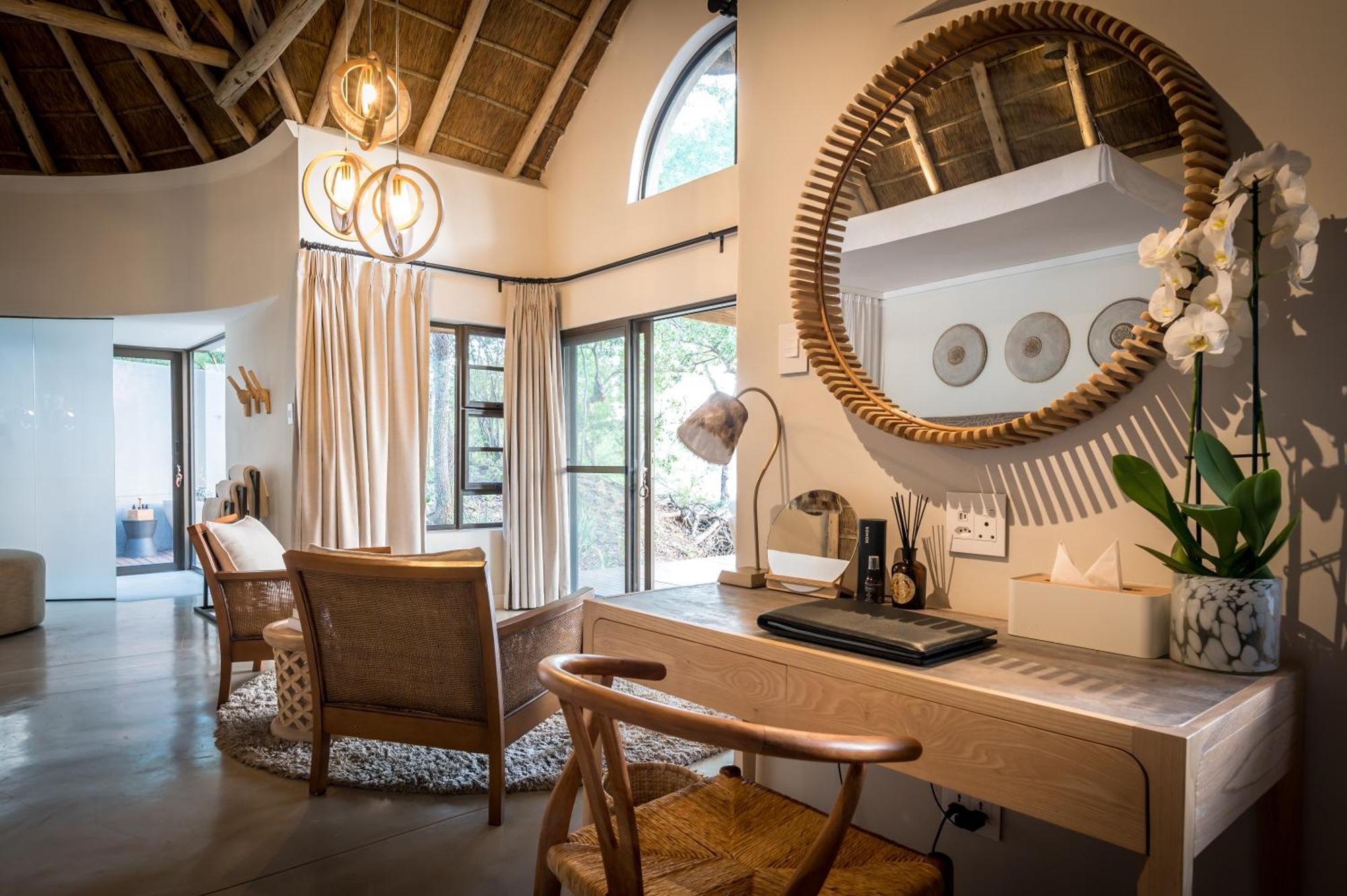 Serondella Safari Lodge Thornybush Game Reserve Room photo