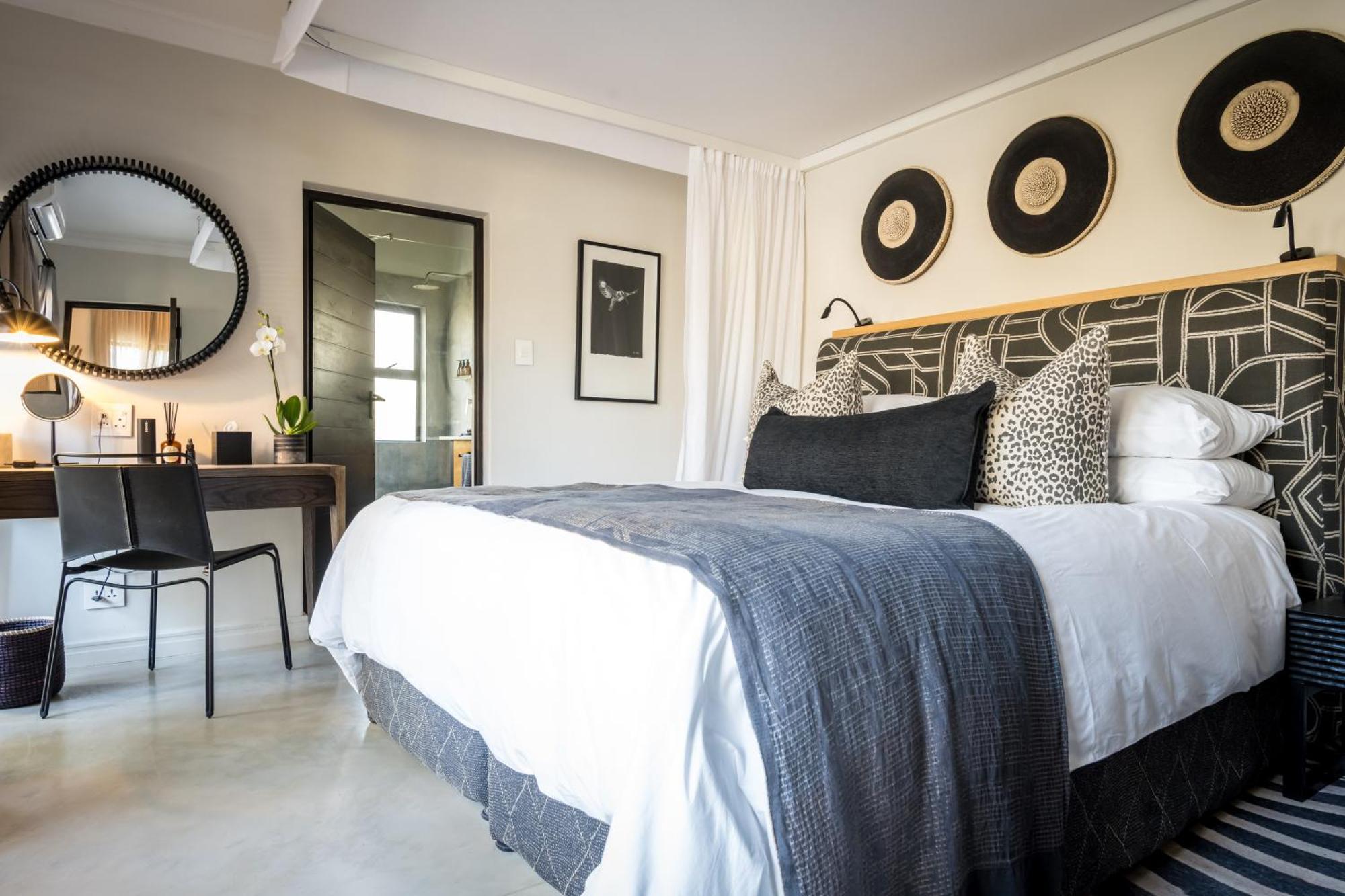 Serondella Safari Lodge Thornybush Game Reserve Room photo