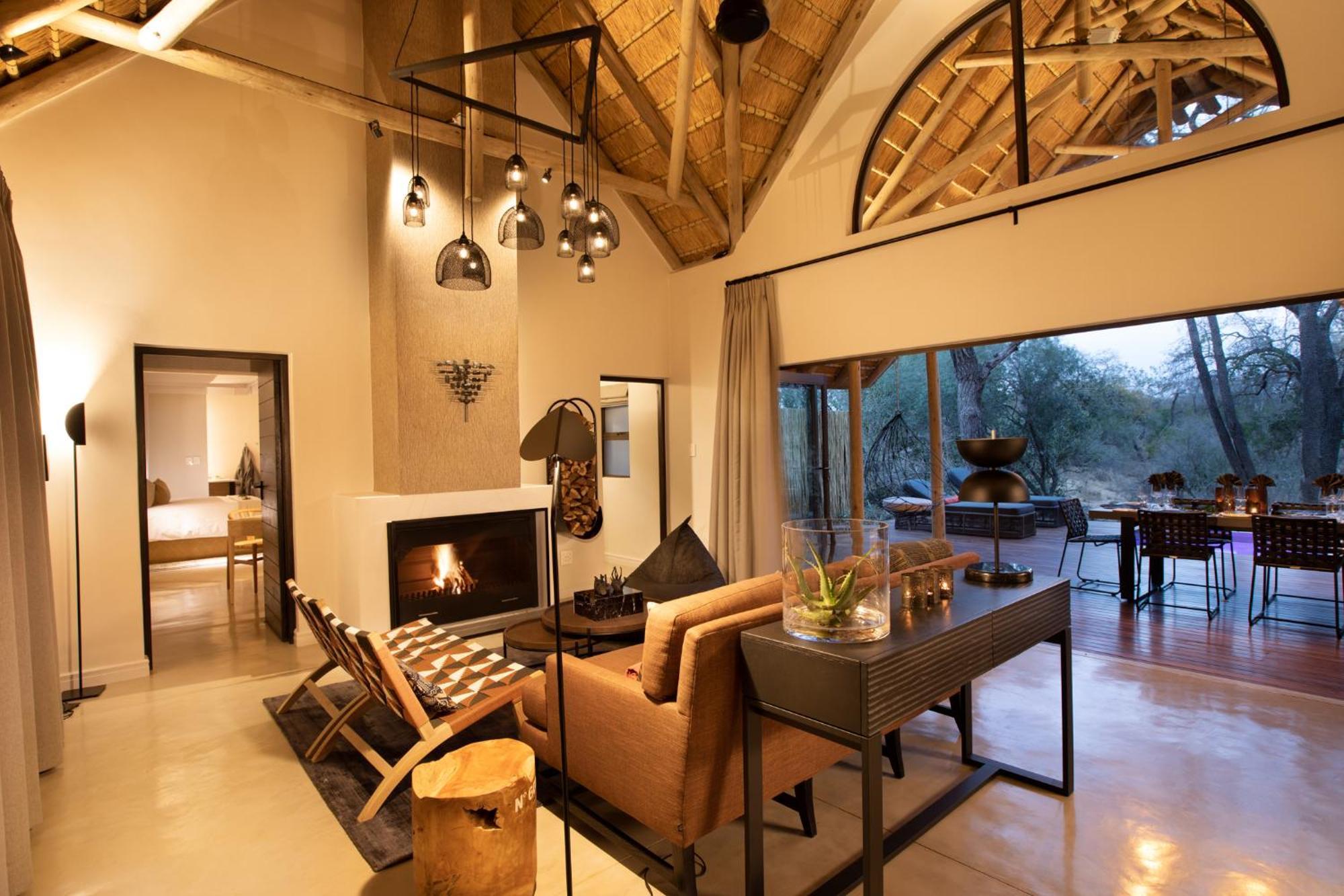 Serondella Safari Lodge Thornybush Game Reserve Room photo