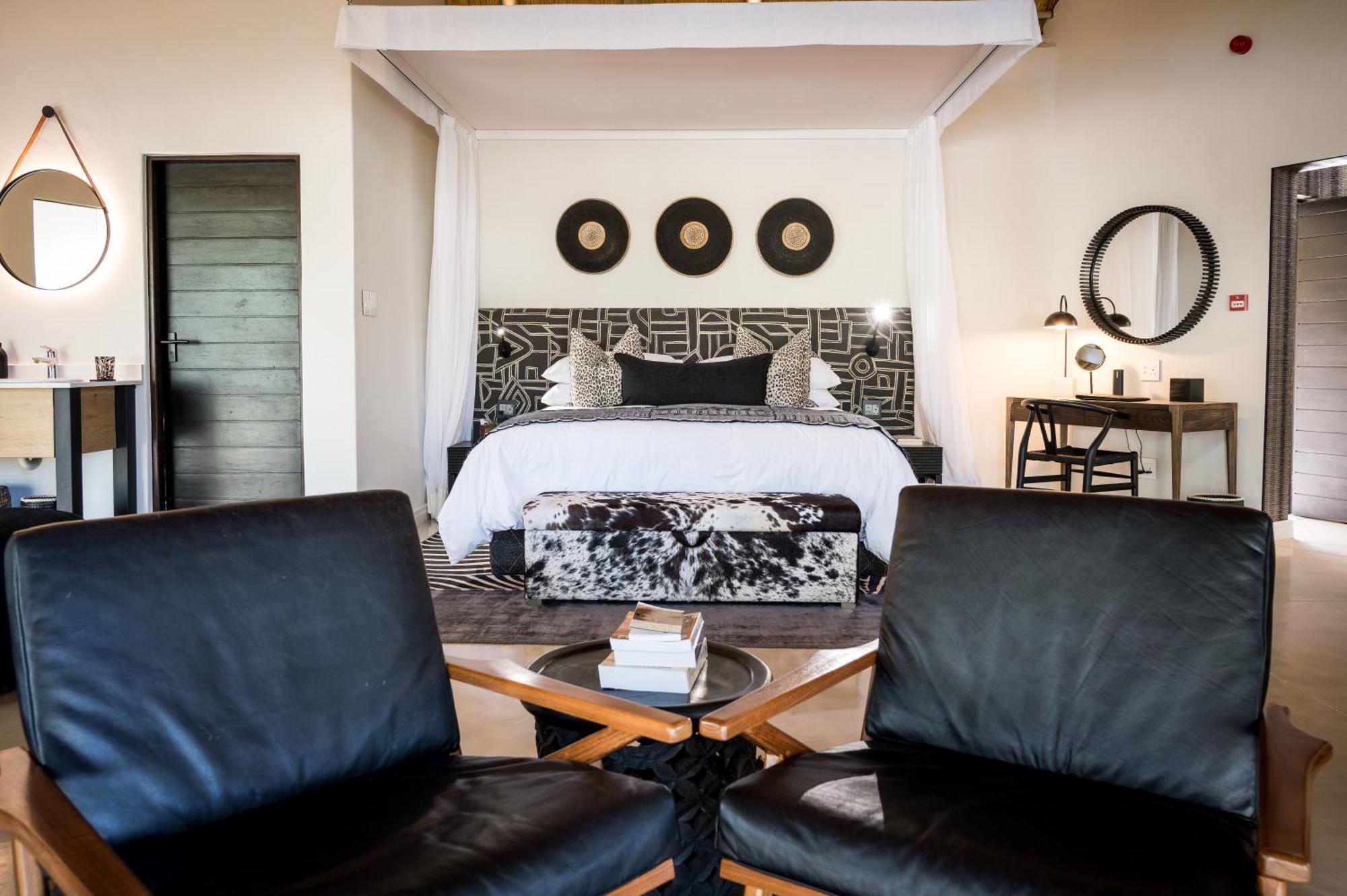 Serondella Safari Lodge Thornybush Game Reserve Room photo